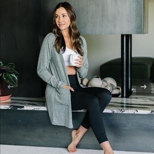 💗NWOT ZYIA Lounge Boyfriend Cardigan💗